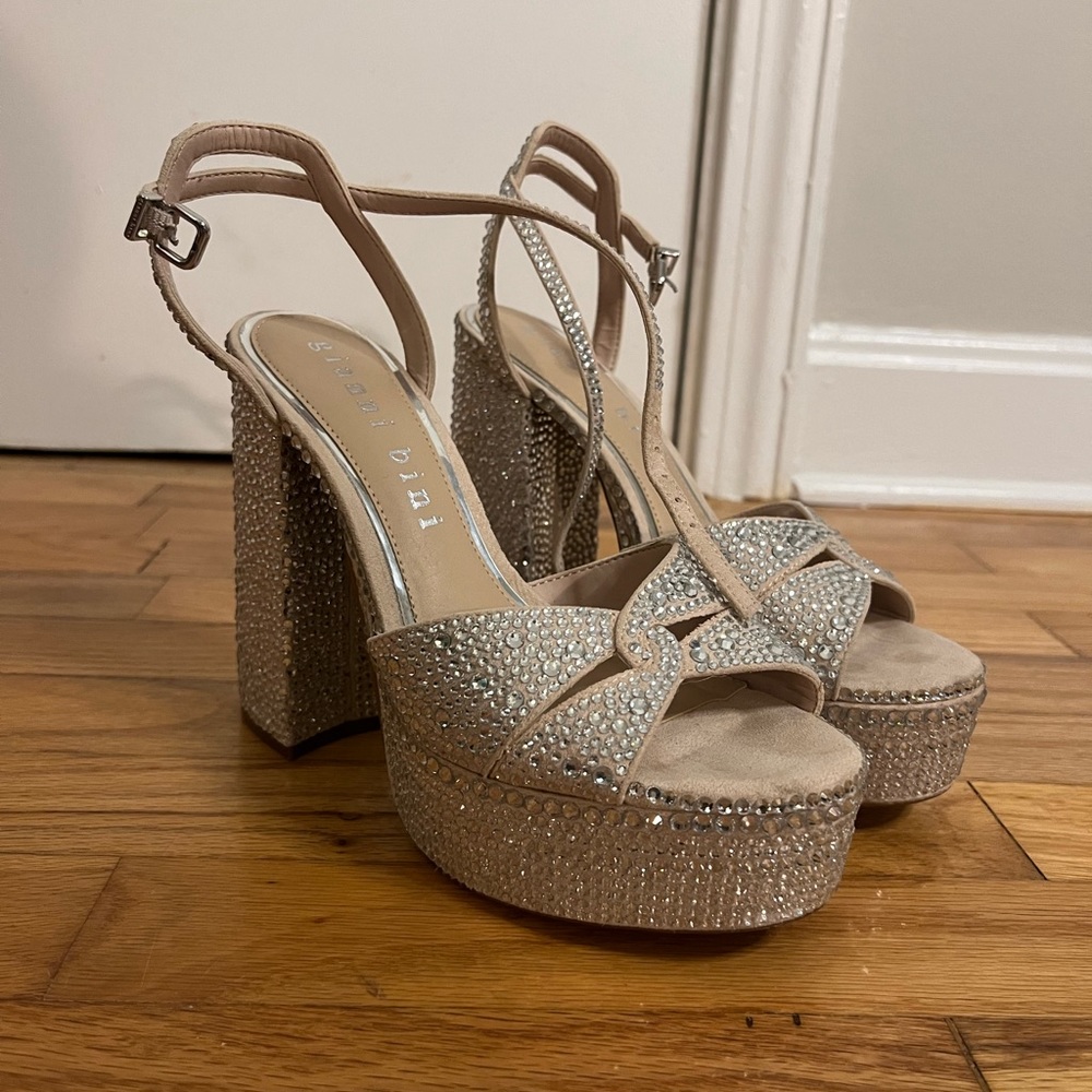 Gianni Bini glam heels